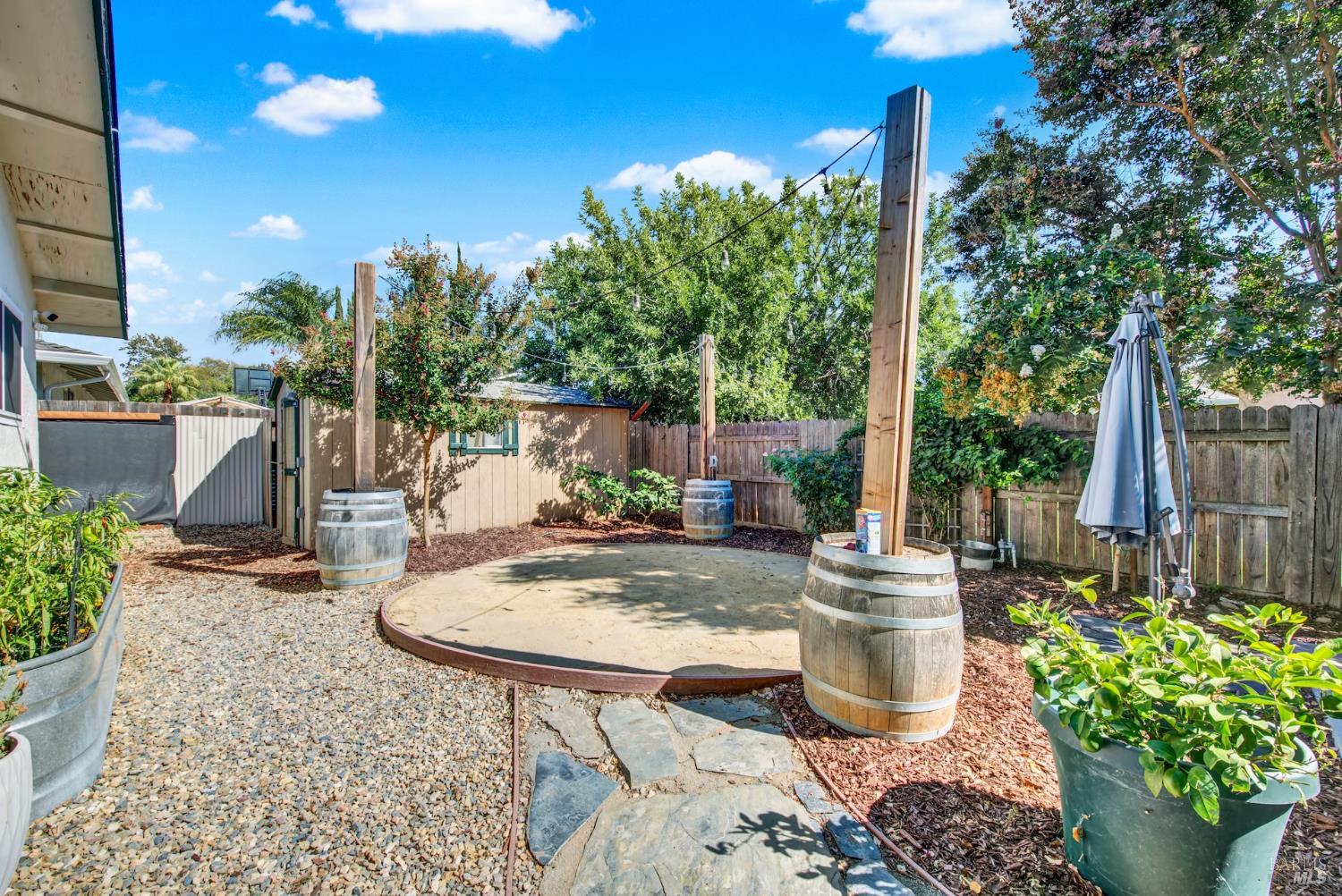 Vacaville, California, 95687, United States, 3 Bedrooms Bedrooms, ,2 BathroomsBathrooms,Residential,For Sale,1940371