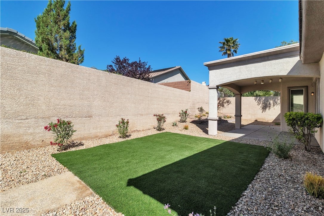 Las Vegas, Nevada, 89138, United States, 4 Bedrooms Bedrooms, ,4 BathroomsBathrooms,Residential,For Sale,1836630