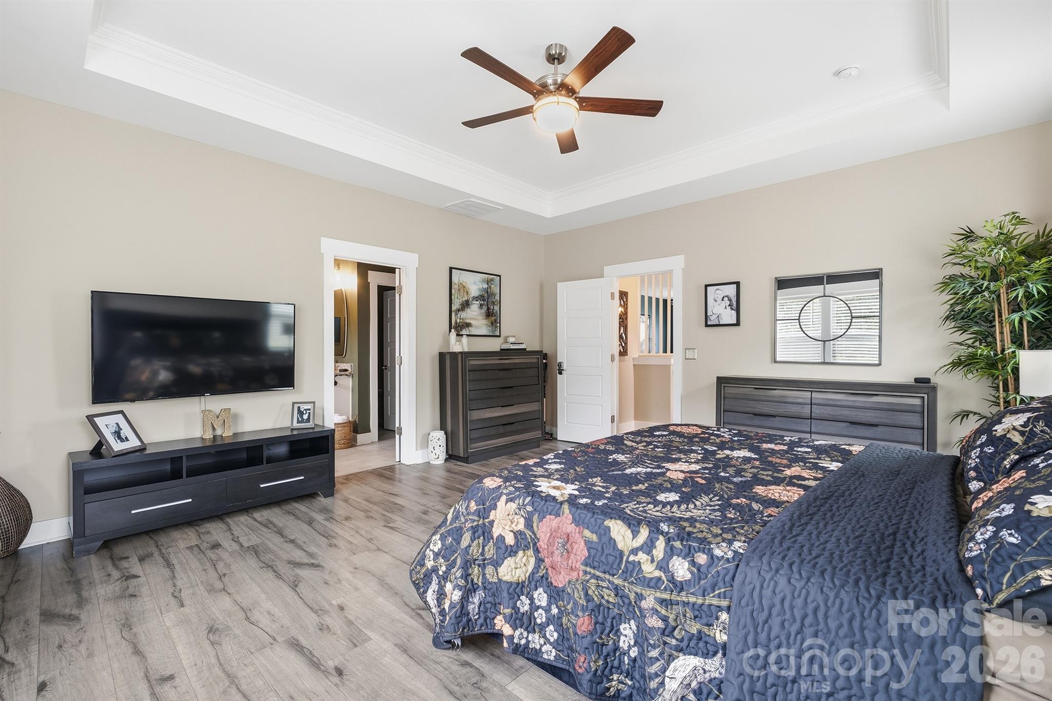 Maiden, North Carolina, 28650, United States, 4 Bedrooms Bedrooms, ,4 BathroomsBathrooms,Residential,For Sale,2048449