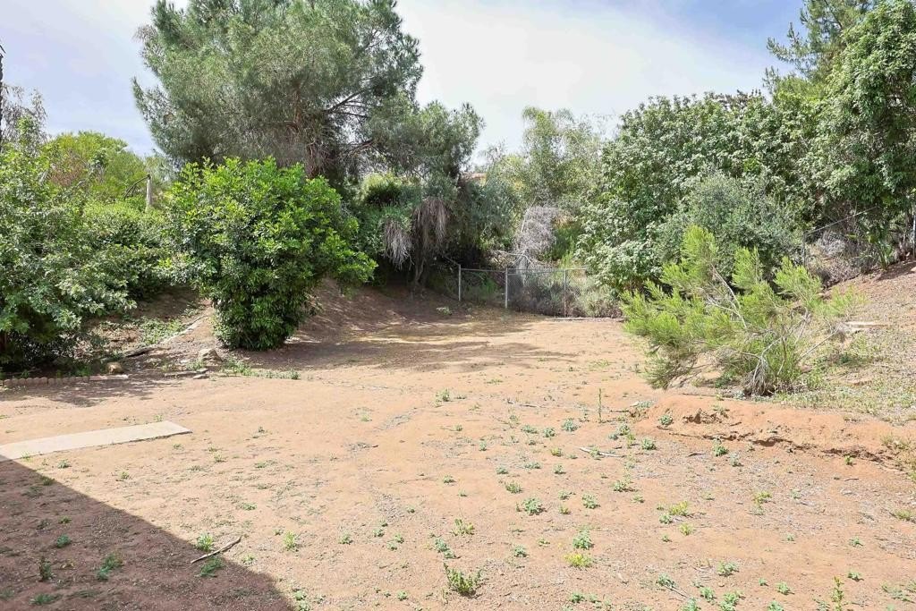 Lakeside, California, 92040, United States, 3 Bedrooms Bedrooms, ,2 BathroomsBathrooms,Residential,For Sale,1907762