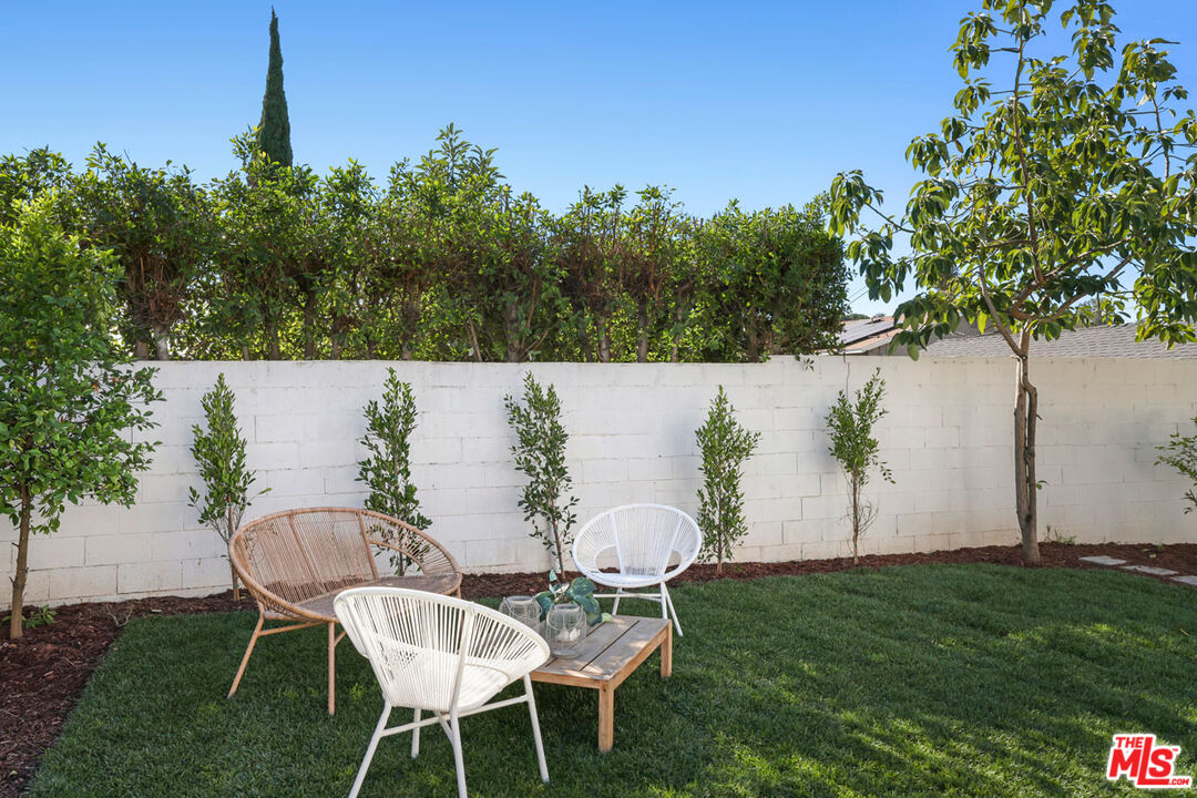 Los Angeles, California, 90065, United States, 4 Bedrooms Bedrooms, ,5 BathroomsBathrooms,Residential,For Sale,2002070