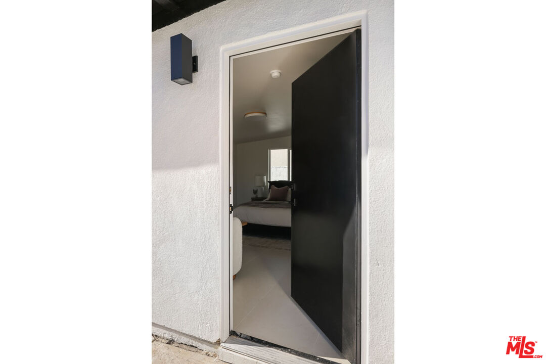 Los Angeles, California, 90065, United States, 4 Bedrooms Bedrooms, ,5 BathroomsBathrooms,Residential,For Sale,2002070