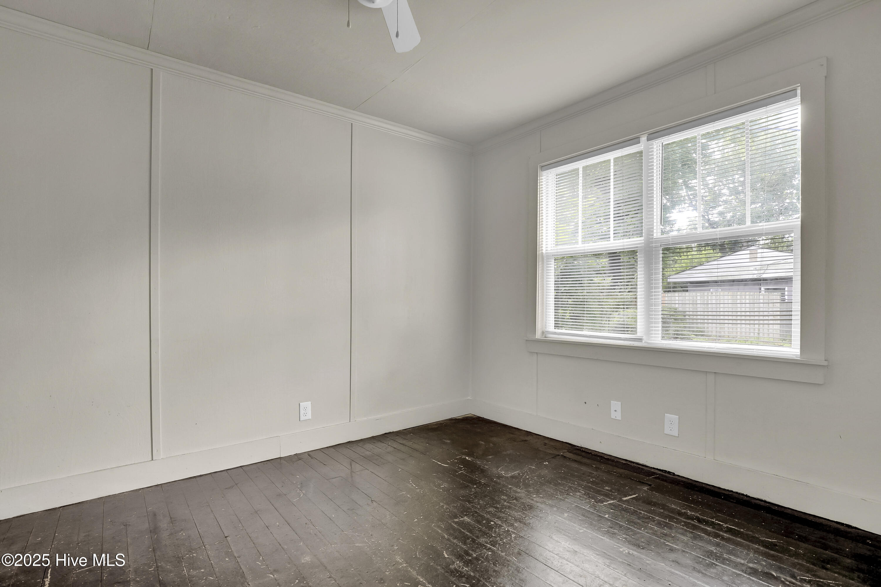 Wilmington, North Carolina, 28405, United States, 3 Bedrooms Bedrooms, ,1 BathroomBathrooms,Residential,For Sale,1866331