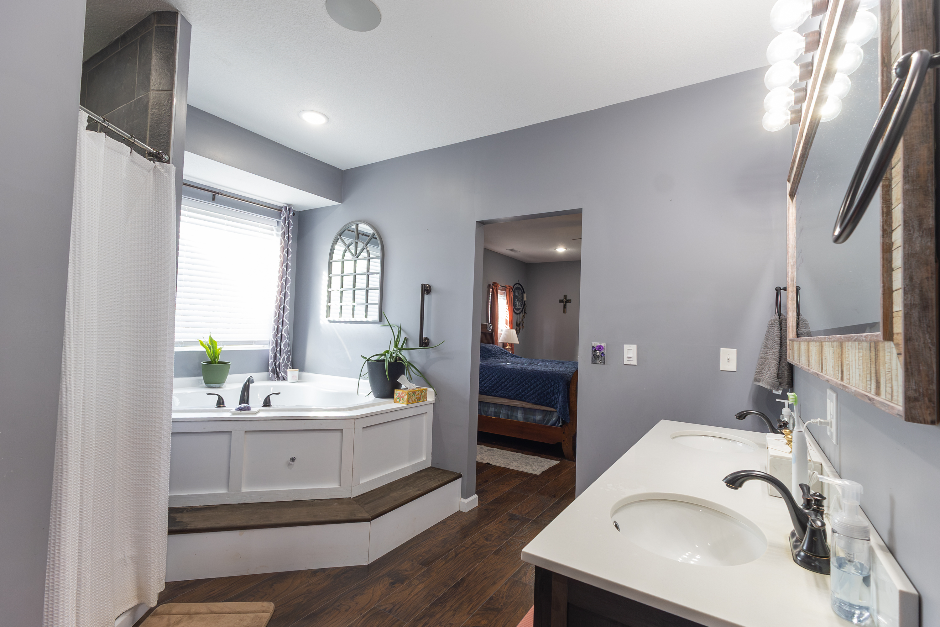 Hartsburg, Missouri, 65039, United States, 3 Bedrooms Bedrooms, ,Residential,For Sale,2010834