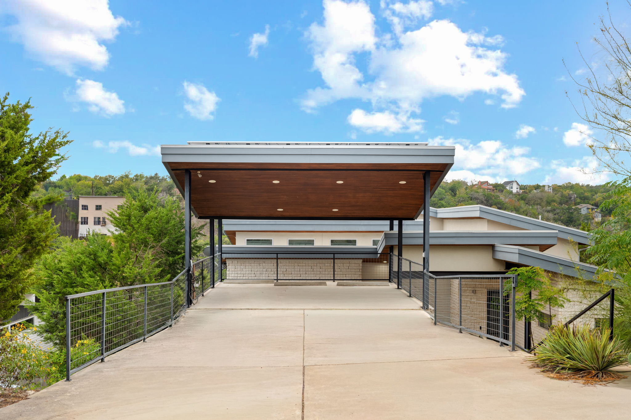  Modern Canyon Retreat Designed for Sunset Living - 物件實景