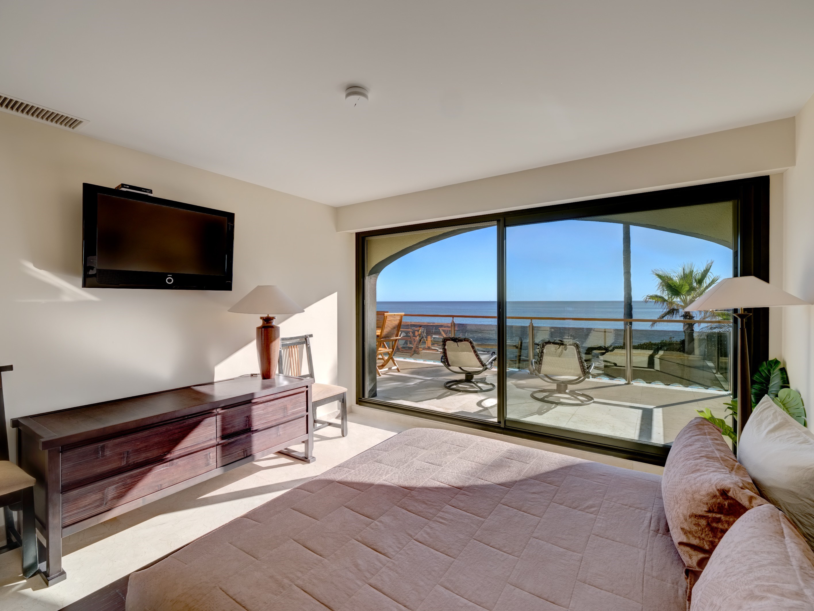  Seafront villa in Anthéor Corniche d’Or, French Riviera, Between Cannes and Sai… - 物件實景