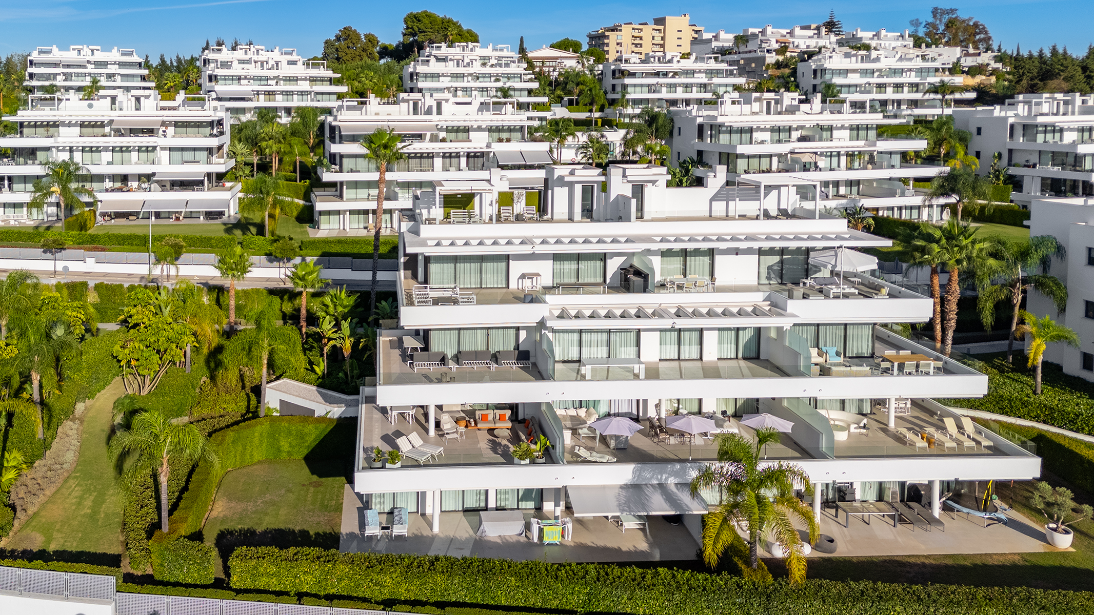  Elegant apartment with expansive terrace in Cataleya, The New Golden Mile - 物件實景