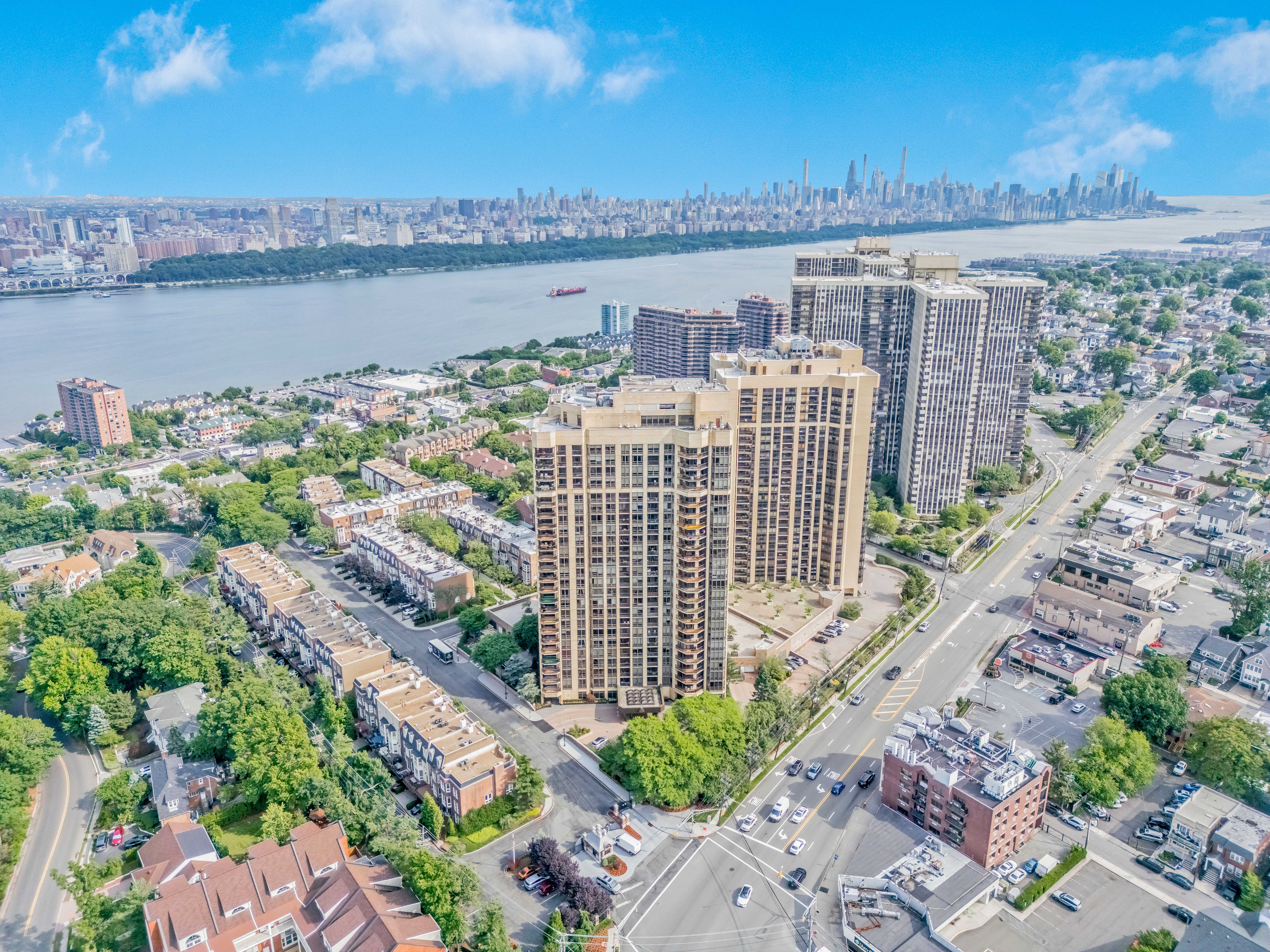  900 Palisade Avenue, Fort Lee, NJ 07024 - 物件實景