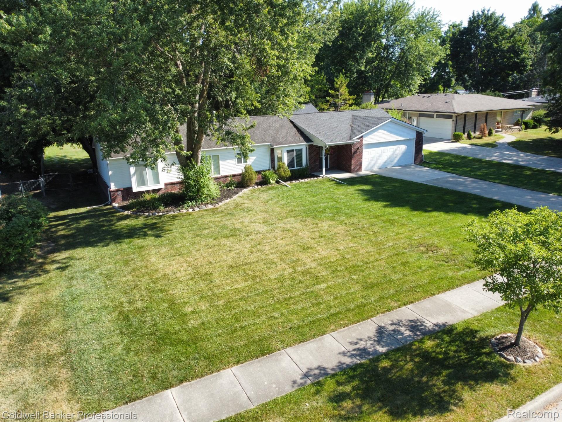 Botsford Ave, Sterling Heights, MI 48310 #1