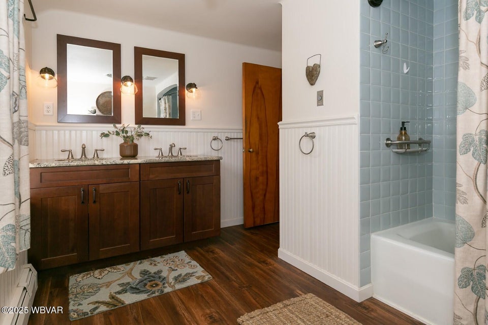 Muncy, Pennsylvania, 17756, United States, 4 Bedrooms Bedrooms, ,3 BathroomsBathrooms,Residential,For Sale,1995439