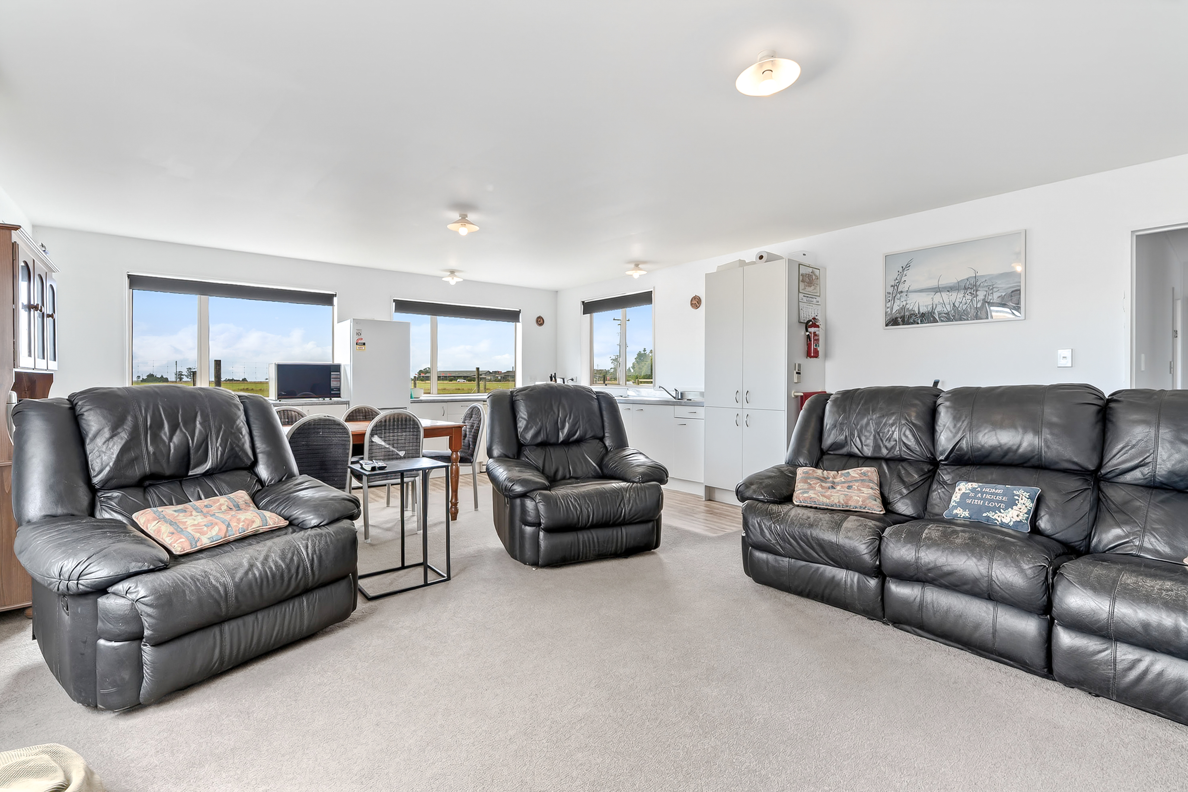  Fly In, Live In, Lease Out - 物件實景