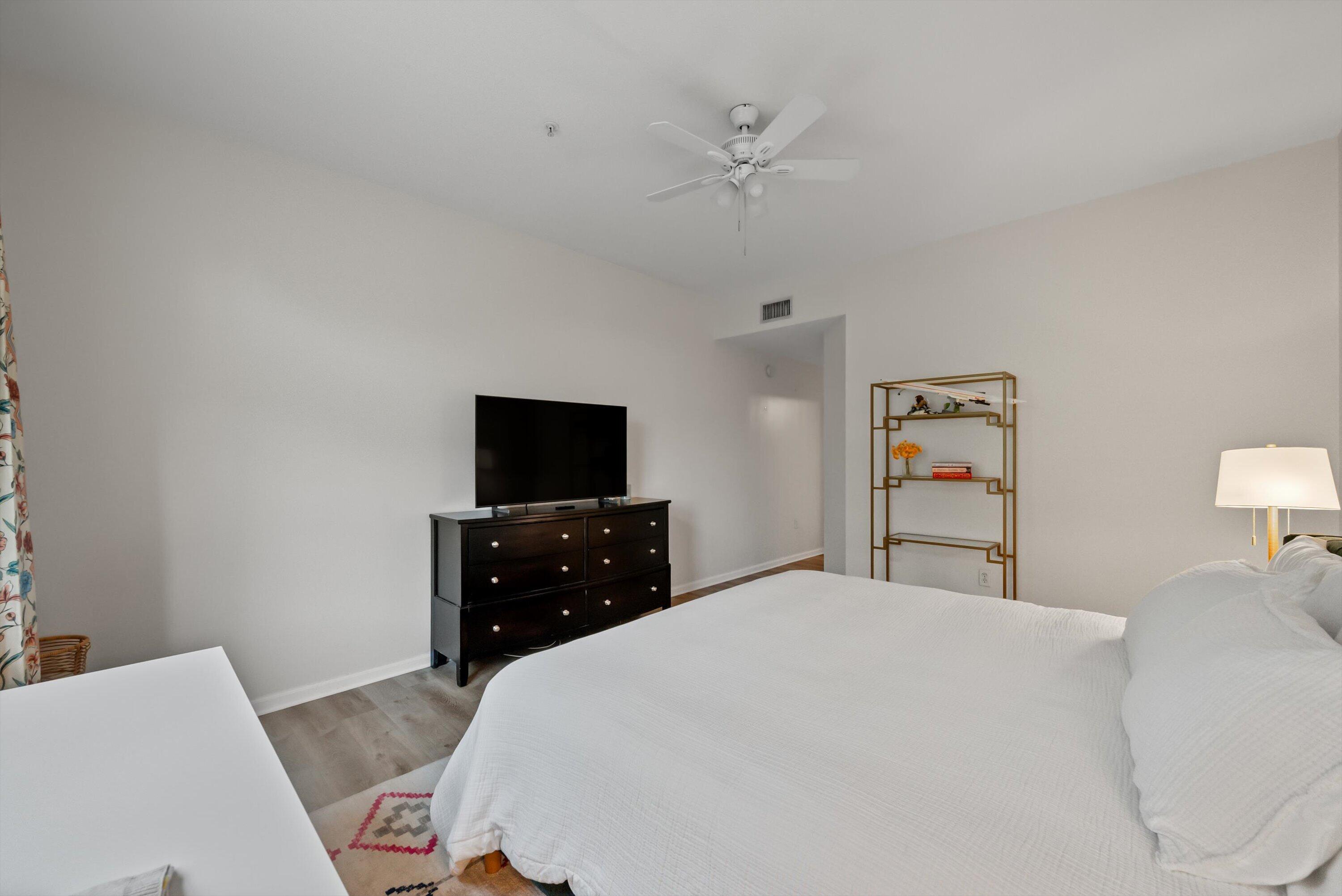  11770 Saint Andrews Place #308 - 物件實景