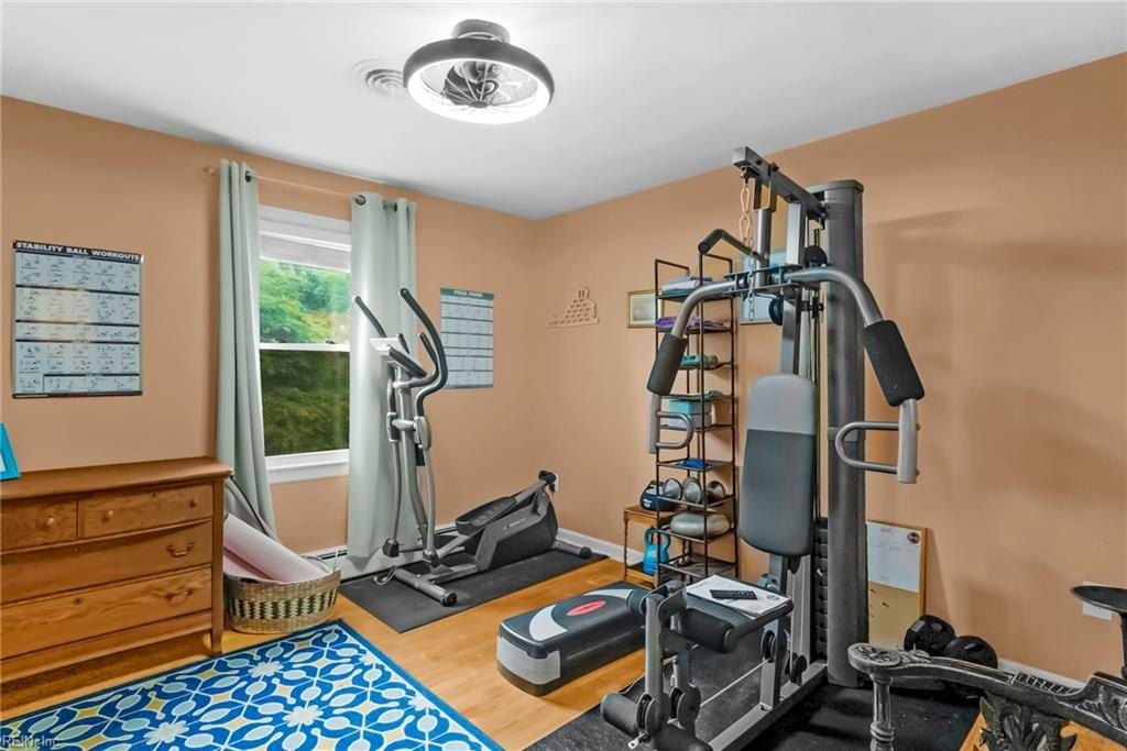 Virginia Beach, Virginia, 23455, United States, 3 Bedrooms Bedrooms, ,2 BathroomsBathrooms,Residential,For Sale,1984440