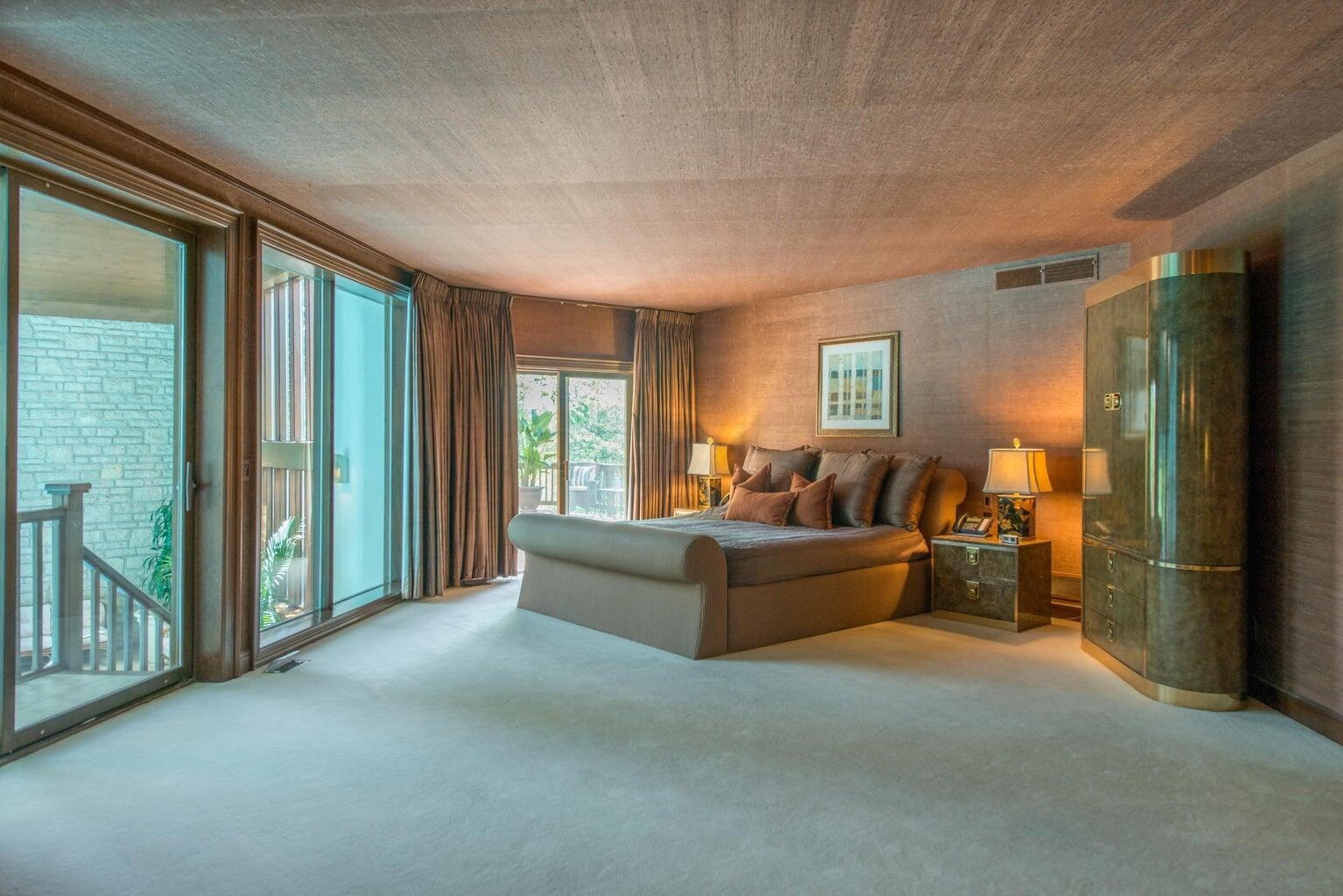 8455 Dunsinane Drive - 物件實景
