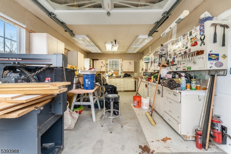 Newton, New Jersey, 07860, United States, 3 Bedrooms Bedrooms, ,3 BathroomsBathrooms,Residential,For Sale,1980842