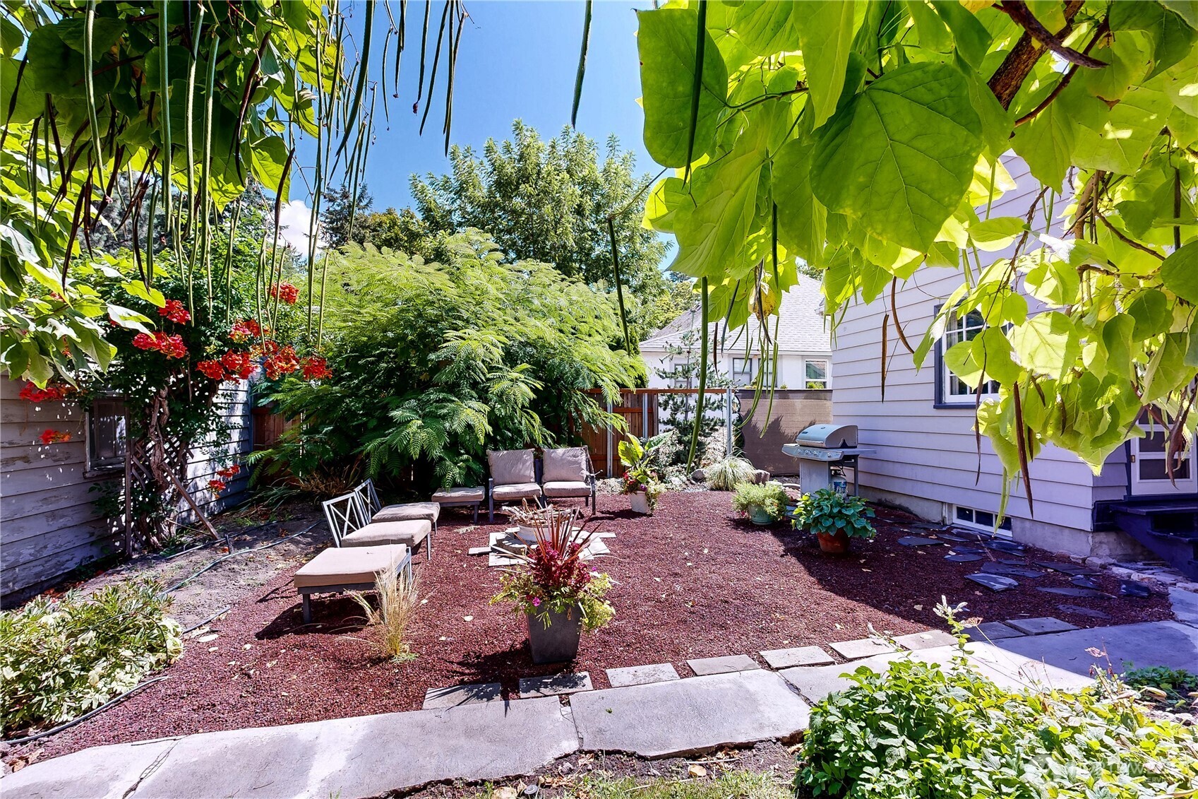 Walla Walla, Washington, 99362, United States, 4 Bedrooms Bedrooms, ,2 BathroomsBathrooms,Residential,For Sale,1868266