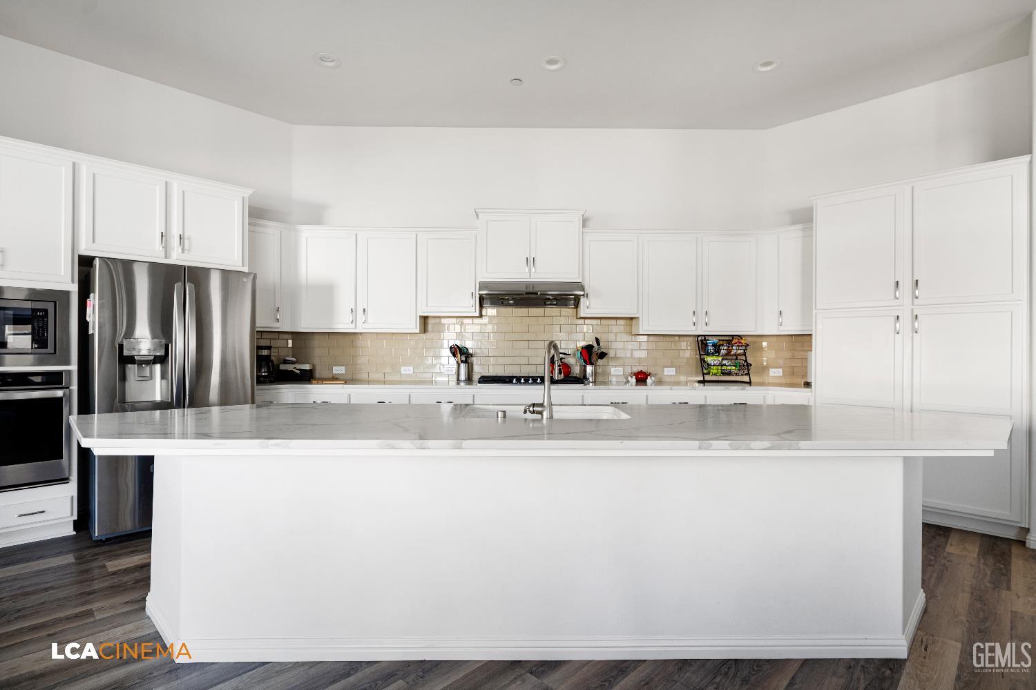 Bakersfield, California, 93311, United States, 4 Bedrooms Bedrooms, ,3 BathroomsBathrooms,Residential,For Sale,1906845