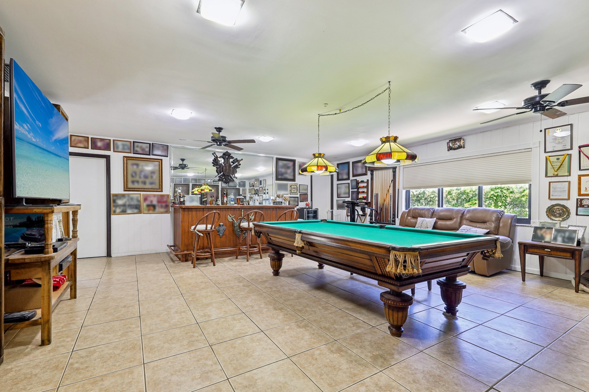  19805 NE 22nd Ave, Miami, FL, 33180 - 物件實景