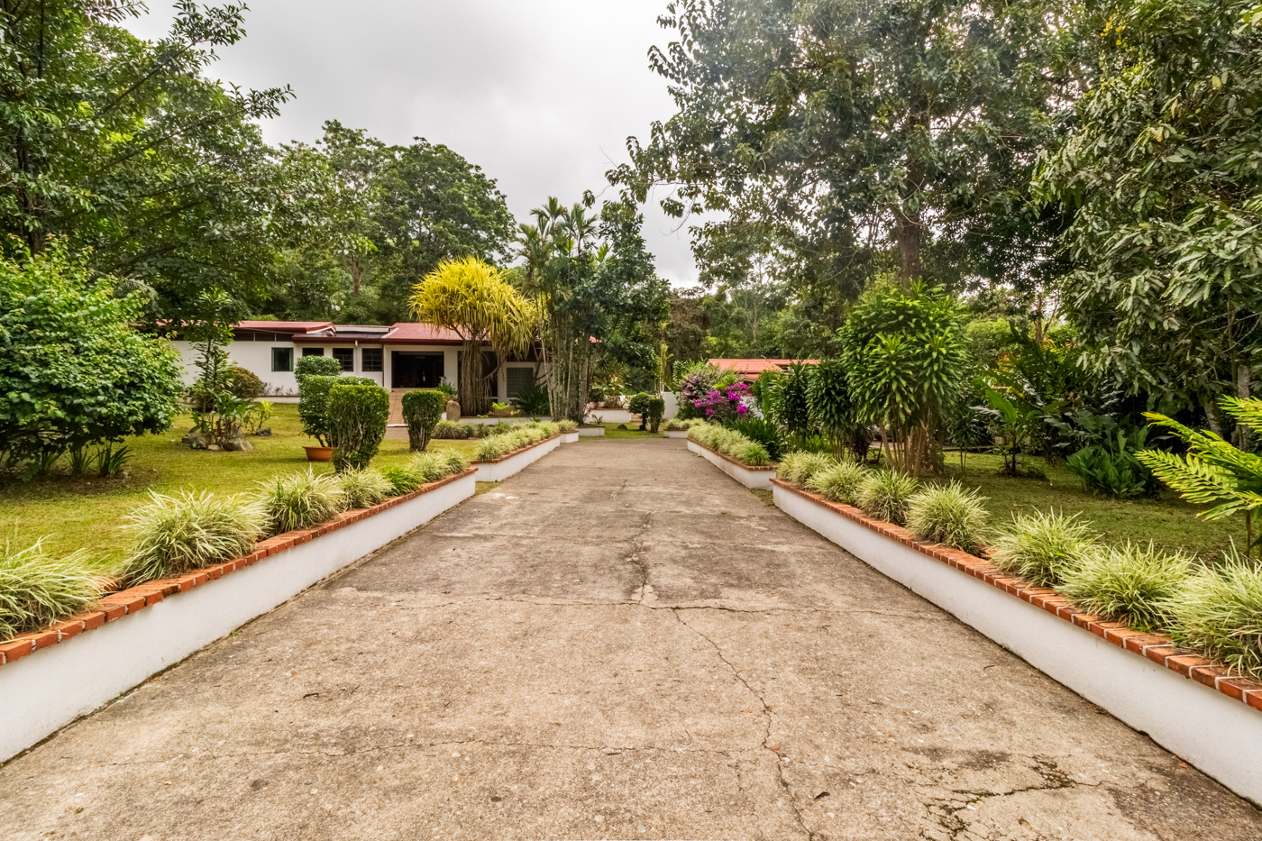 Quebradas, Perez Zeledon, Perez Zeledon, San Jose, CR, 5 Bedrooms Bedrooms, ,5 BathroomsBathrooms,Residential,For Sale,Quebradas, Perez Zeledon,1609736