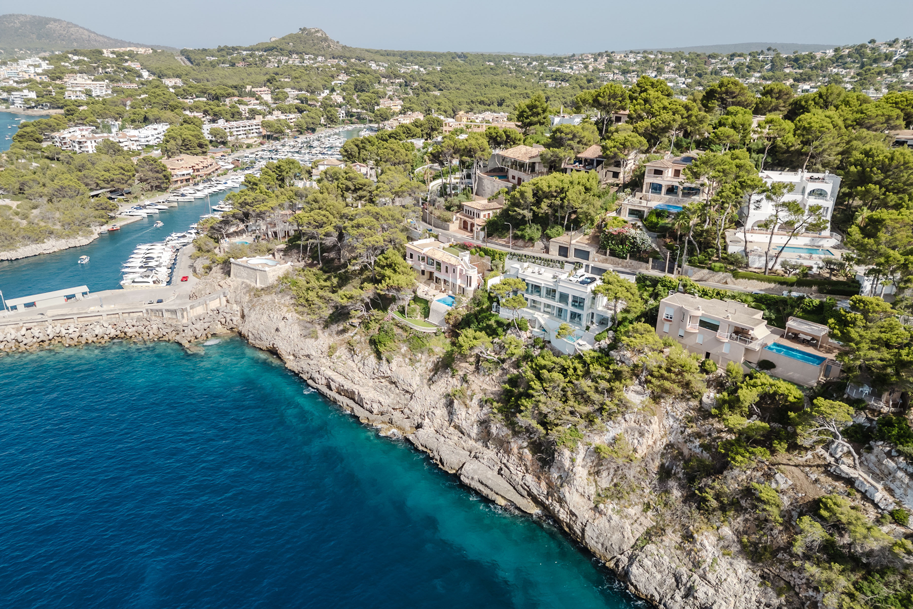  Renovated villa with pool on the front line in Santa Ponsa - 物件實景