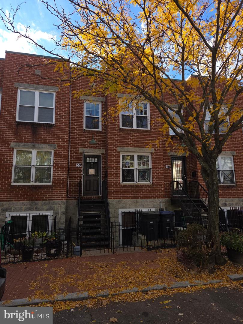 Washington, District of Columbia, 20001, United States, 3 Bedrooms Bedrooms, ,3 BathroomsBathrooms,Residential,For Sale,1991796