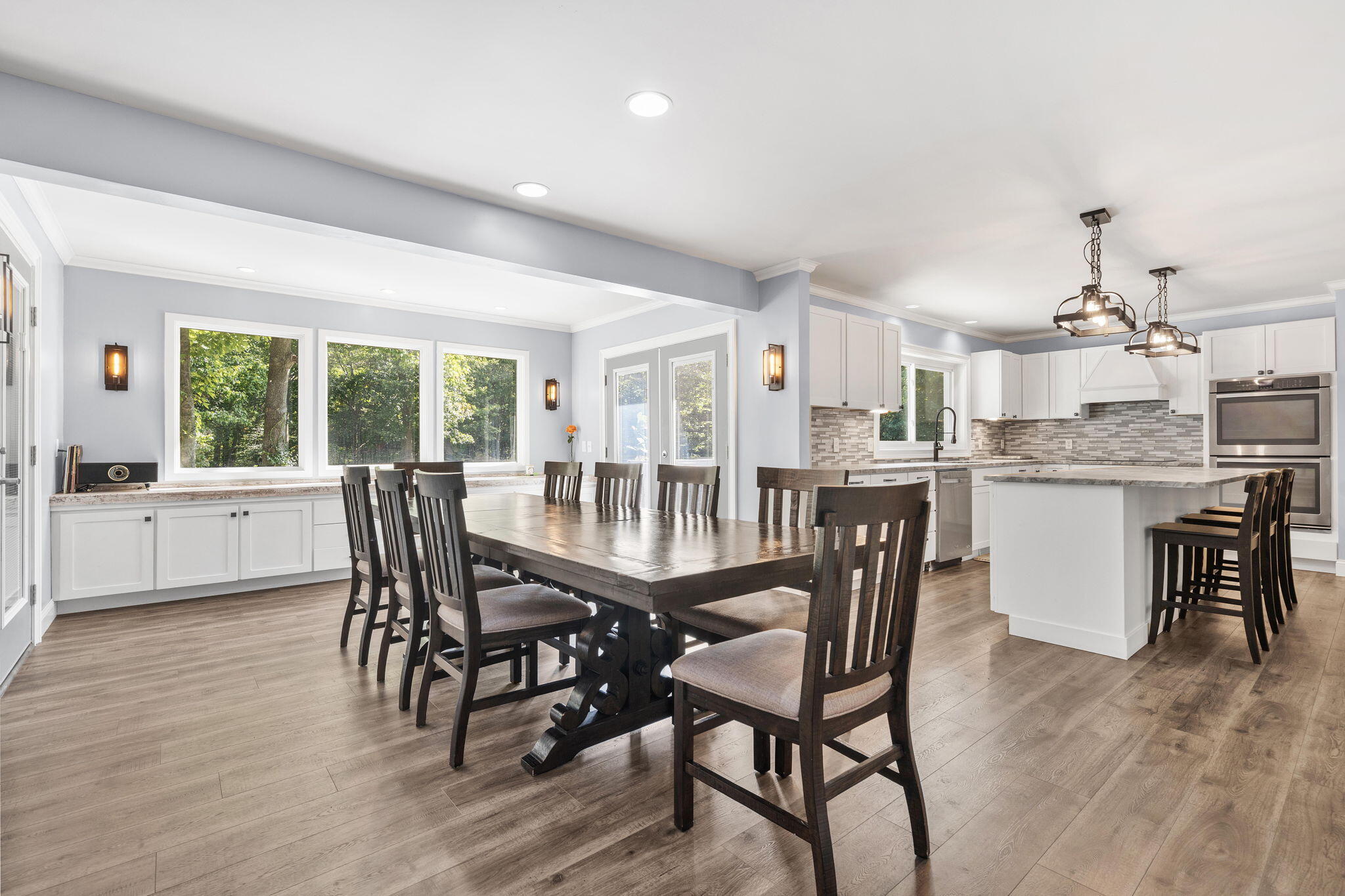 Holland, Michigan, 49423, United States, 5 Bedrooms Bedrooms, ,4 BathroomsBathrooms,Residential,For Sale,1982787