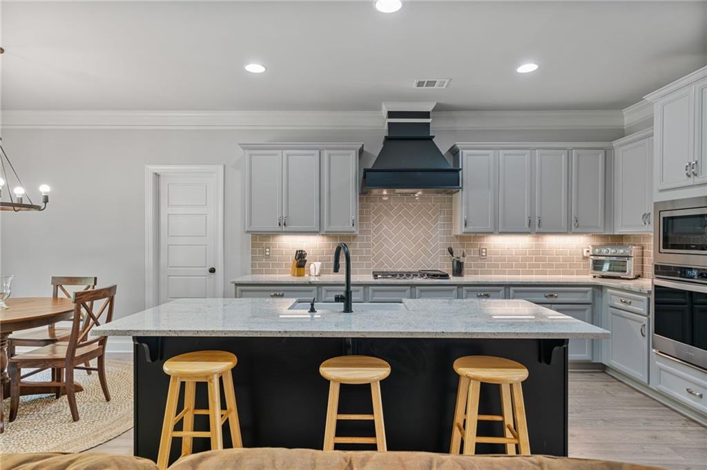 Loganville, Georgia, 30052, United States, 4 Bedrooms Bedrooms, ,3 BathroomsBathrooms,Residential,For Sale,1979401