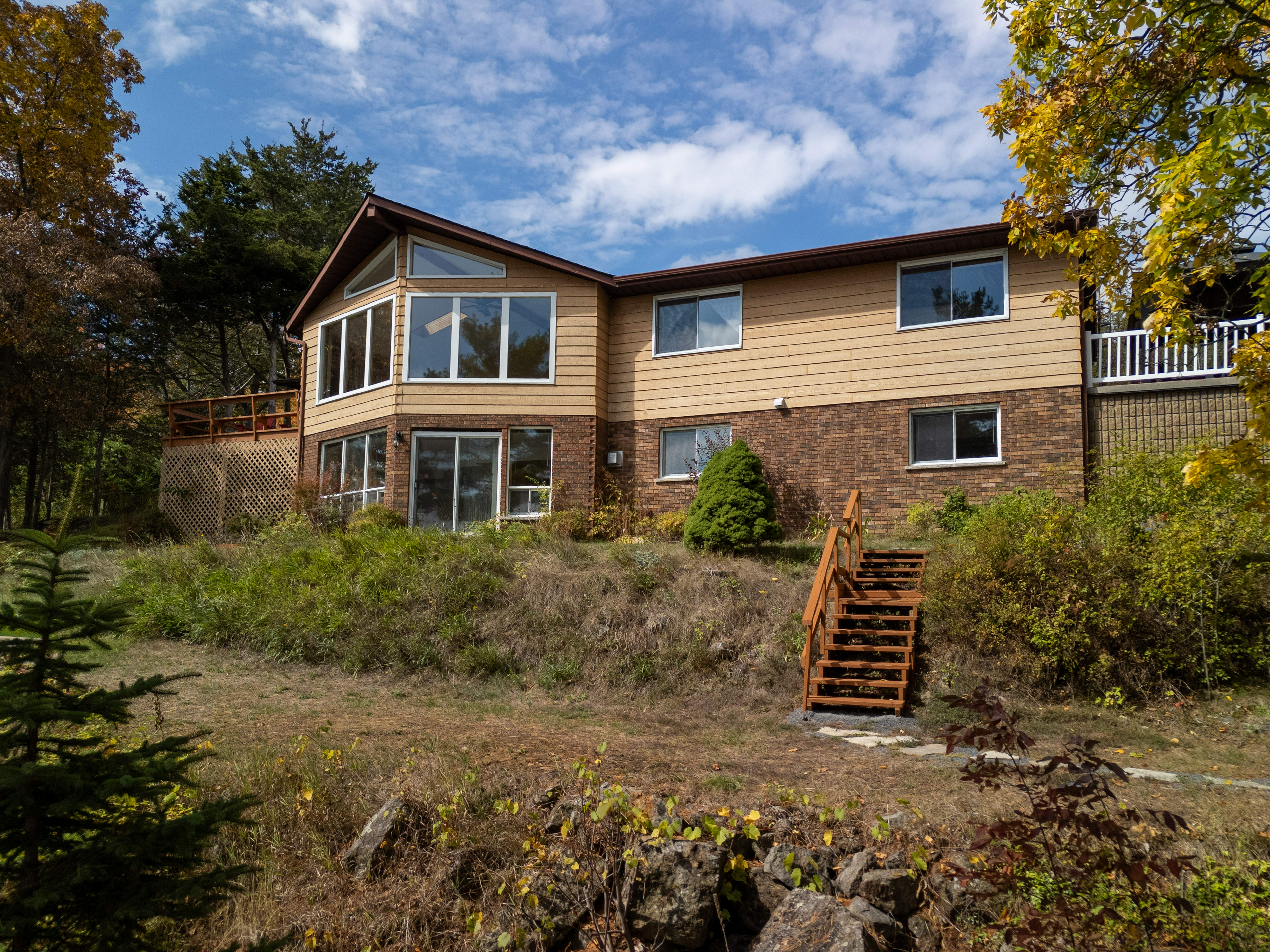 South Frontenac, Ontario, K0H 2L0, CA, 3 Bedrooms Bedrooms, ,3 BathroomsBathrooms,Residential,For Sale,1960739