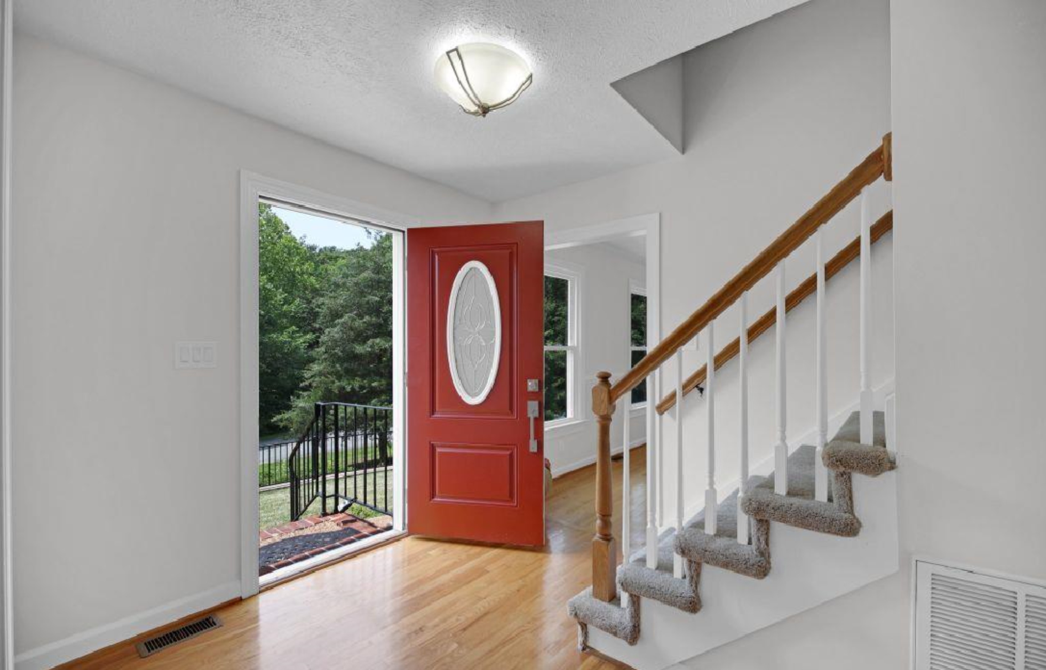 Williamsburg, Virginia, 23188, United States, 3 Bedrooms Bedrooms, ,3 BathroomsBathrooms,Residential,For Sale,1942664