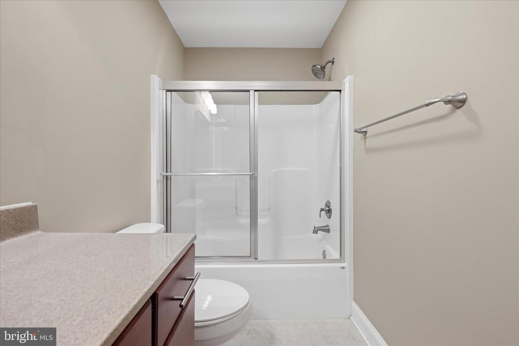 Winchester, Virginia, 22602, United States, 6 Bedrooms Bedrooms, ,5 BathroomsBathrooms,Residential,For Sale,2032756