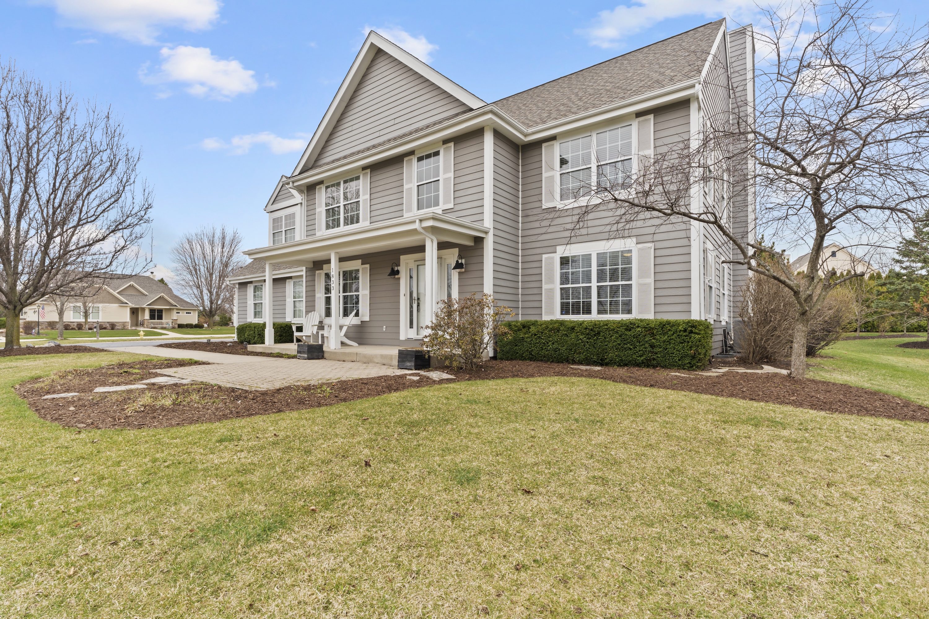  Desirable Pabst Farms Four Bedroom Colonial - 物件實景