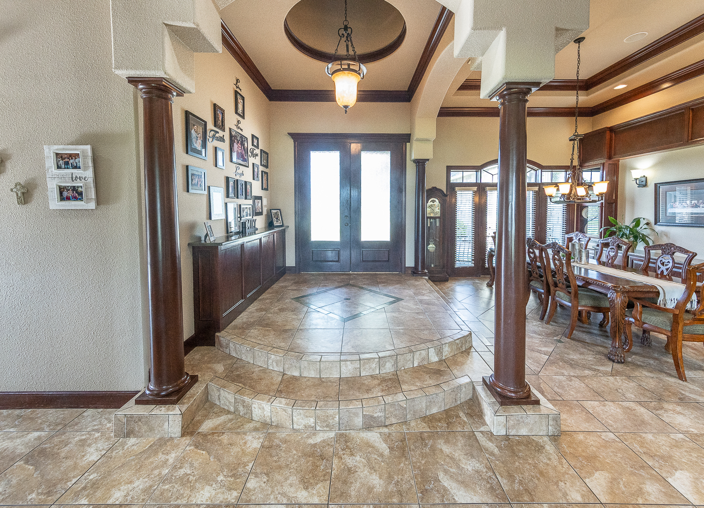 Lubbock, Texas, 79424, United States, 4 Bedrooms Bedrooms, ,4 BathroomsBathrooms,Residential,For Sale,1901178