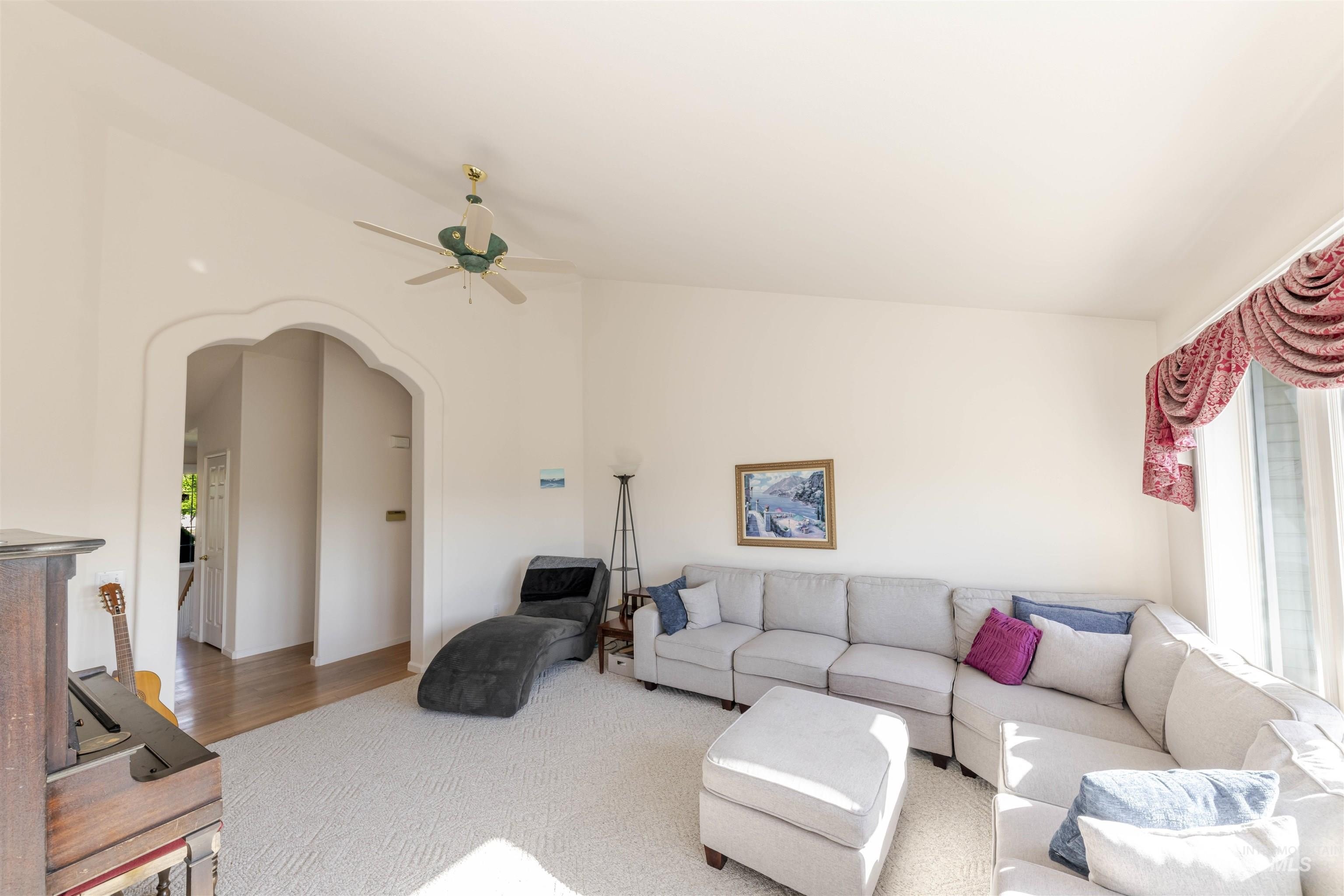 Lewiston, Idaho, 83501, United States, 4 Bedrooms Bedrooms, ,3 BathroomsBathrooms,Residential,For Sale,1936984