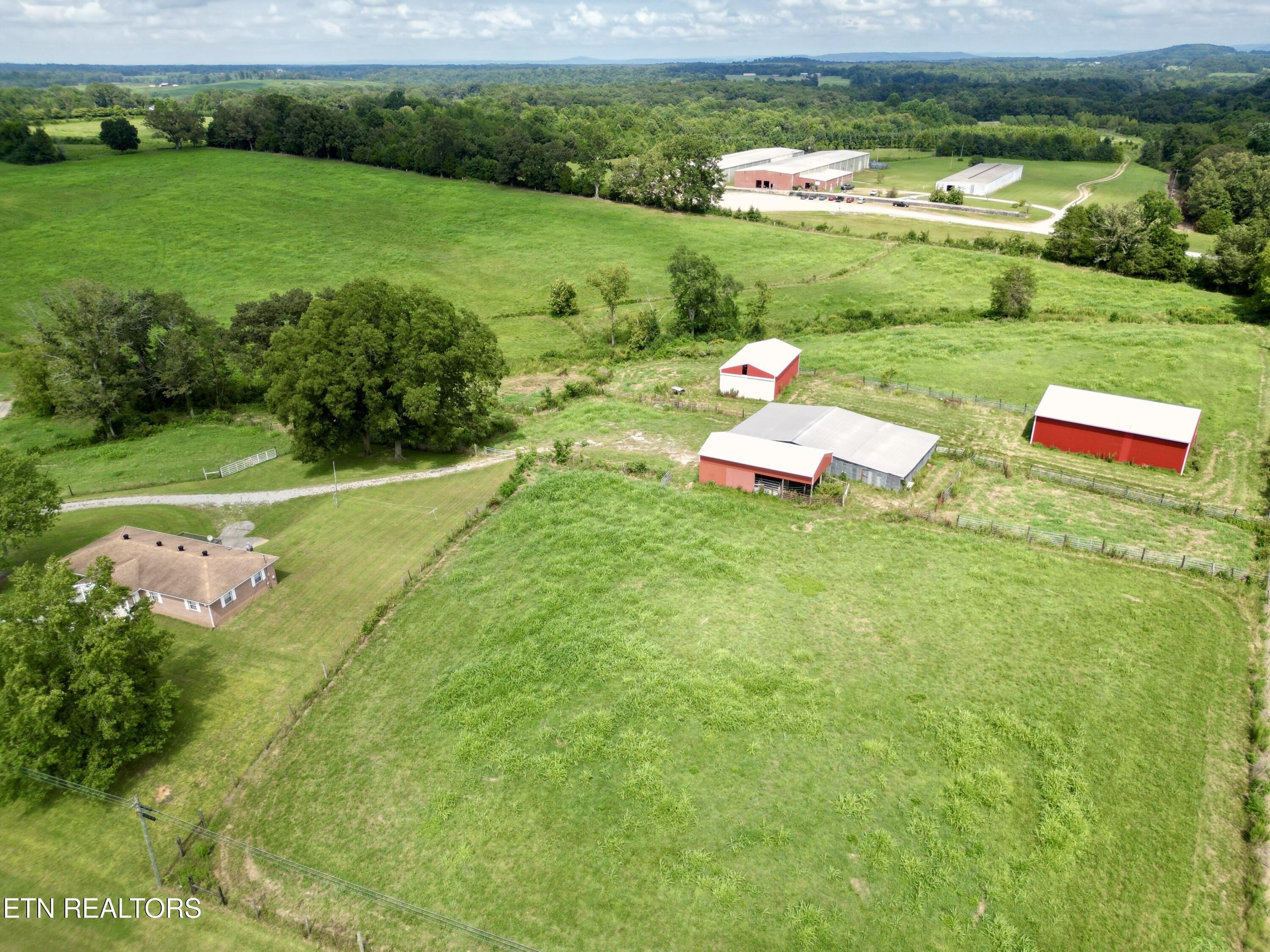 McMinnville, Tennessee, 37110, United States, 3 Bedrooms Bedrooms, ,1 BathroomBathrooms,Residential,For Sale,1976932