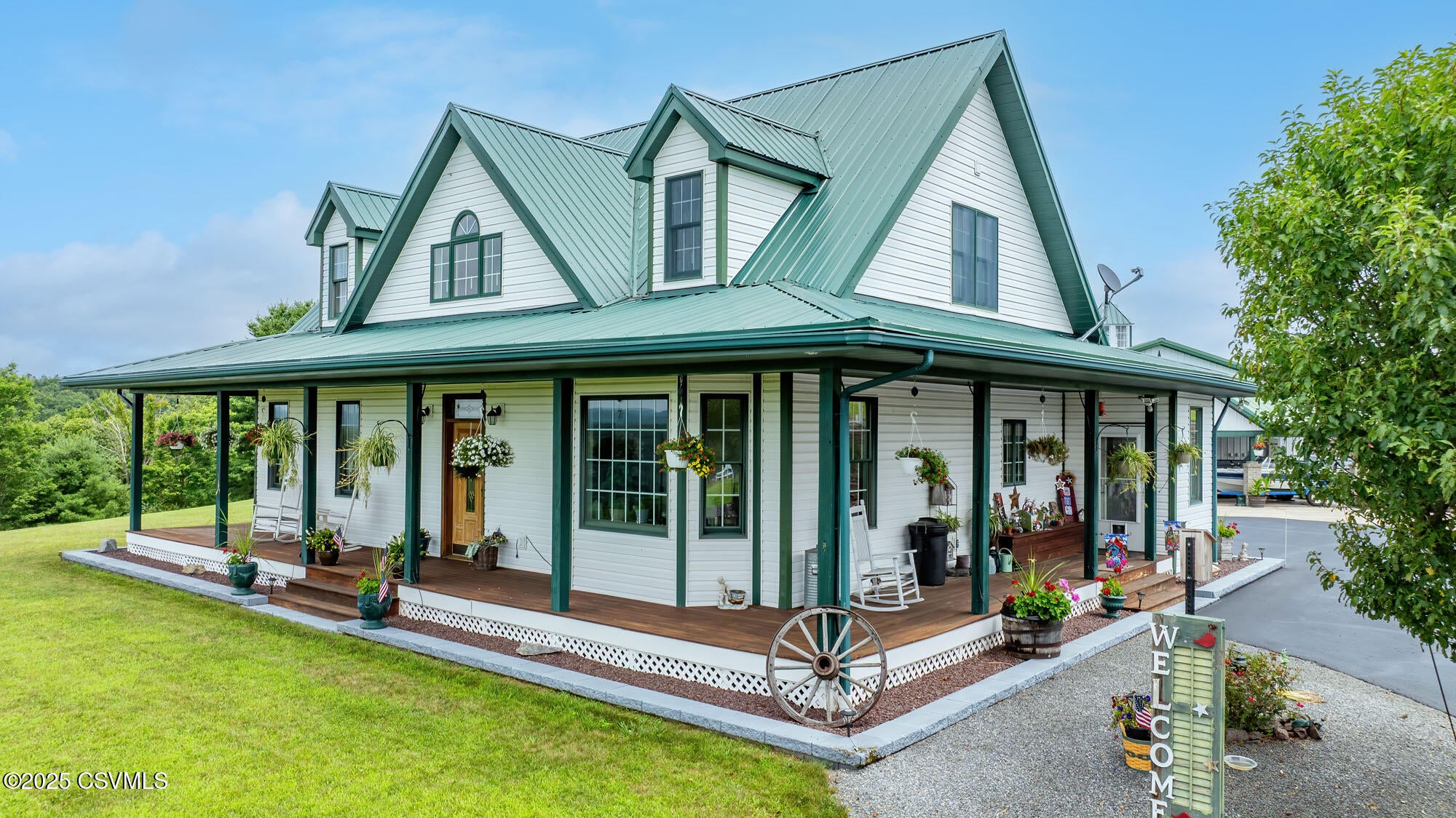 Stillwater, Pennsylvania, 17878, United States, 3 Bedrooms Bedrooms, ,4 BathroomsBathrooms,Residential,For Sale,1899532