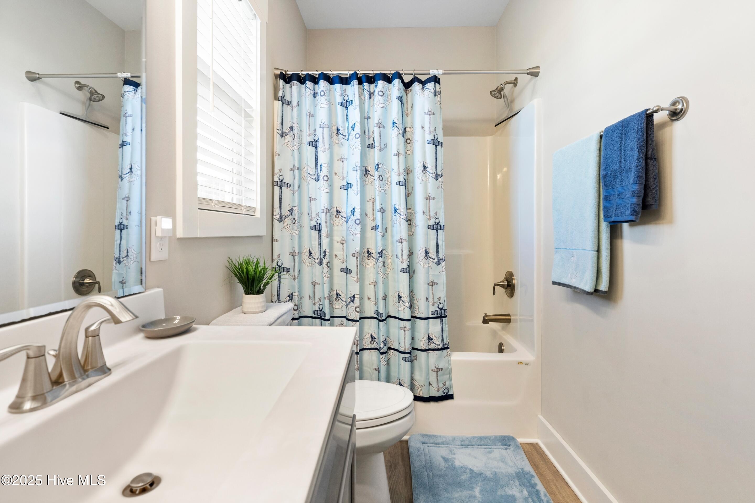 Rocky Point, North Carolina, 28457, United States, 3 Bedrooms Bedrooms, ,3 BathroomsBathrooms,Residential,For Sale,1984993