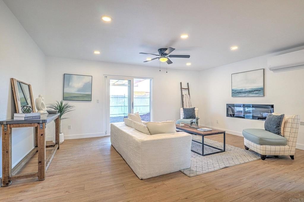 Santee, California, 92071, United States, 4 Bedrooms Bedrooms, ,2 BathroomsBathrooms,Residential,For Sale,1940445
