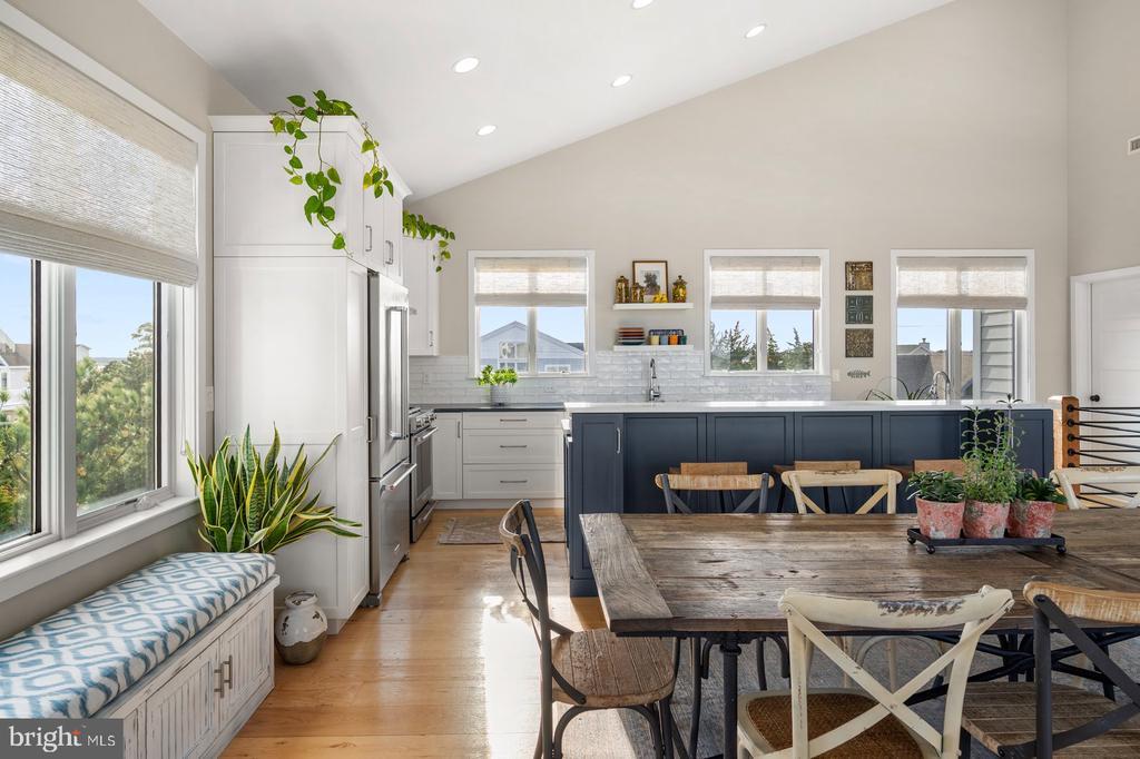 Milton, Delaware, 19968, United States, 5 Bedrooms Bedrooms, ,4 BathroomsBathrooms,Residential,For Sale,2000894