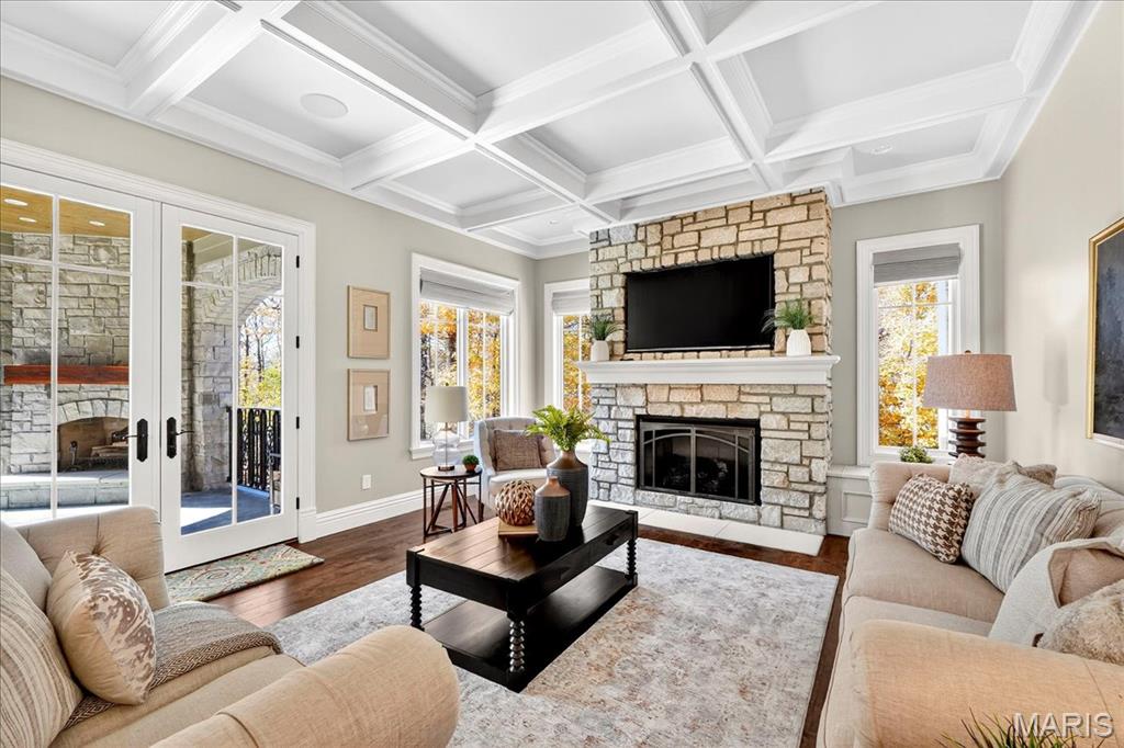 Town and Country, Missouri, 63141, United States, 6 Bedrooms Bedrooms, ,7 BathroomsBathrooms,Residential,For Sale,1992956