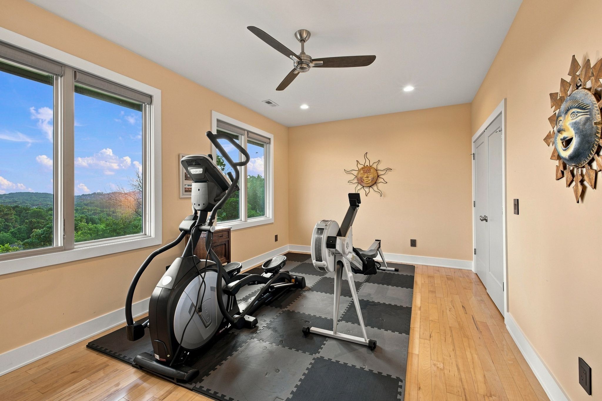  6045 Woodland Hills Dr, Nashville, TN, 37211 - 物件實景