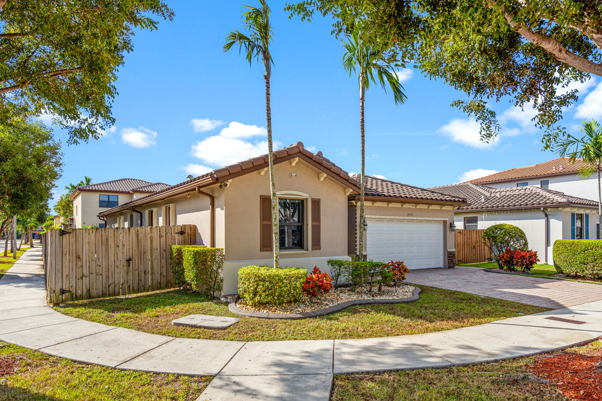 Miami, Florida, 33196, United States, 3 Bedrooms Bedrooms, ,3 BathroomsBathrooms,Residential,For Sale,2002544