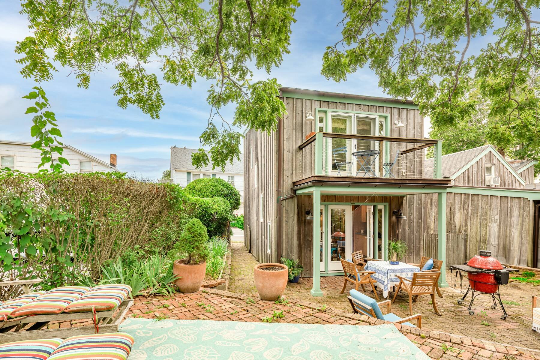  Irreplaceable Sag Harbor Location, Legacy, and Rare Multi Family - 物件實景