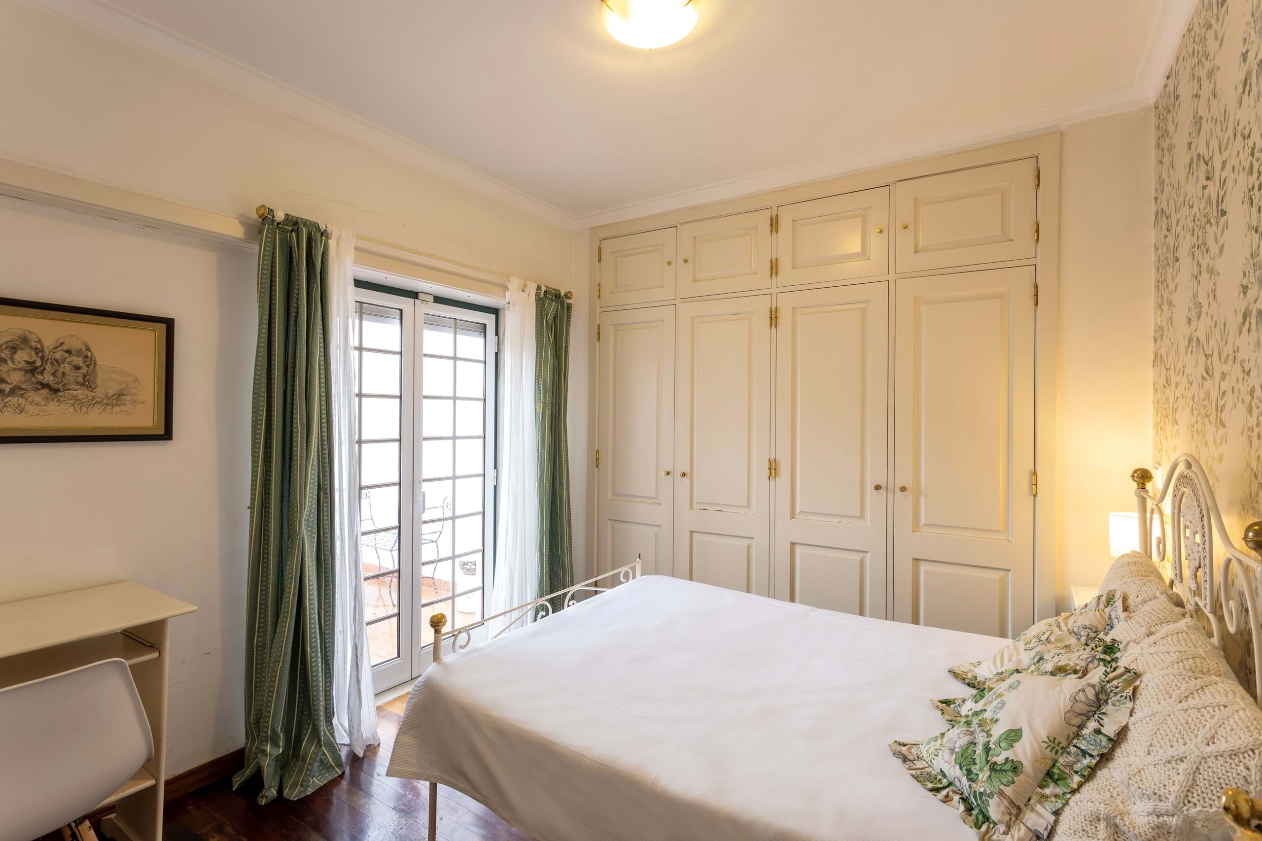 Lisboa, Lisbon, 1070-071, PT, 4 Bedrooms Bedrooms, ,3 BathroomsBathrooms,Residential,For Sale,1735800