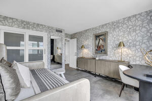 Fort Lauderdale, Florida, 33301, United States, 2 Bedrooms Bedrooms, ,2 BathroomsBathrooms,Residential,For Sale,1979833