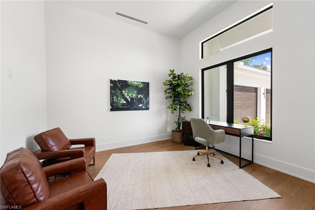 Naples, Florida, 34105, United States, 4 Bedrooms Bedrooms, ,5 BathroomsBathrooms,Residential,For Sale,1991548