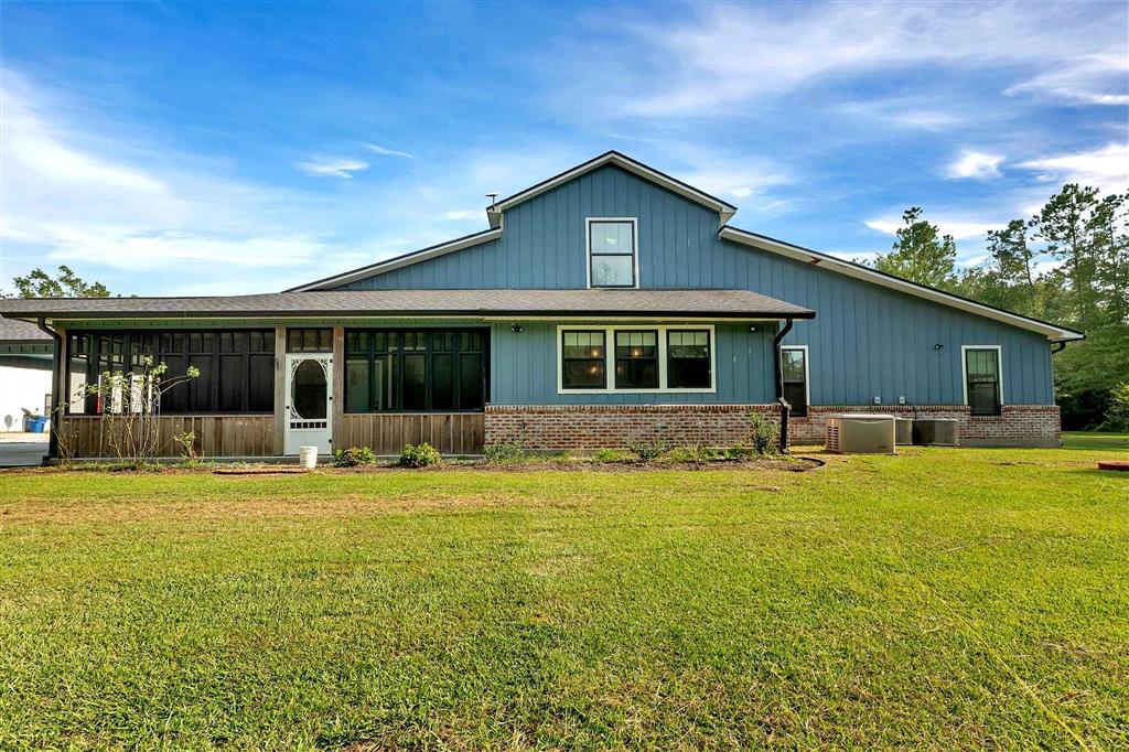 Dequincy, Louisiana, 70633, United States, 5 Bedrooms Bedrooms, ,4 BathroomsBathrooms,Residential,For Sale,1984141