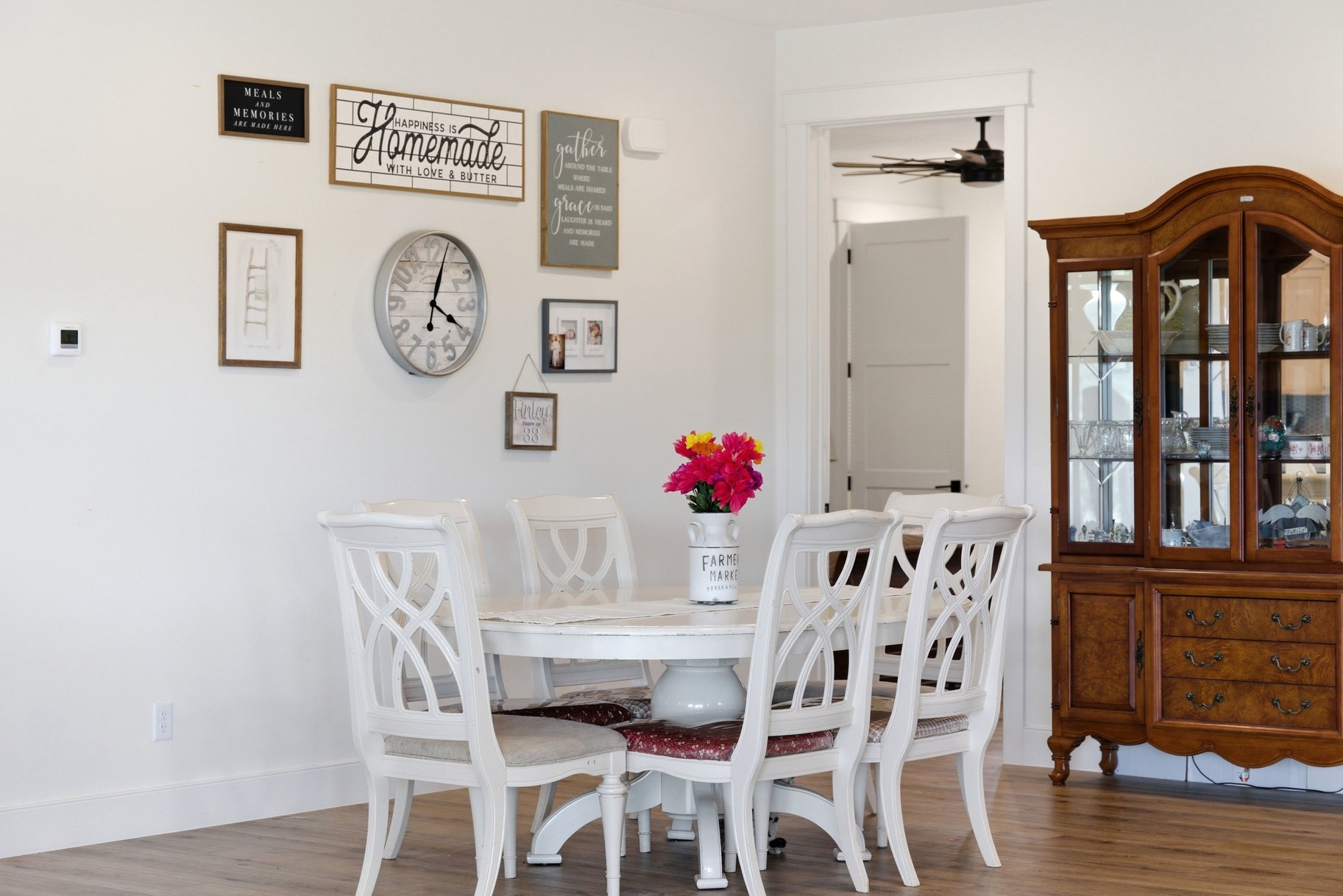  5 Acres • Two Homes In One • Horse Property With Flexible Living Options - 物件實景