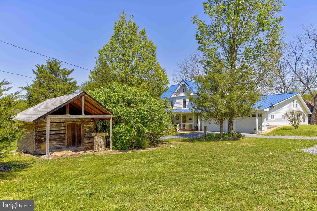 Wardensville, West Virginia, 26851, United States, 3 Bedrooms Bedrooms, ,1 BathroomBathrooms,Residential,For Sale,1936934