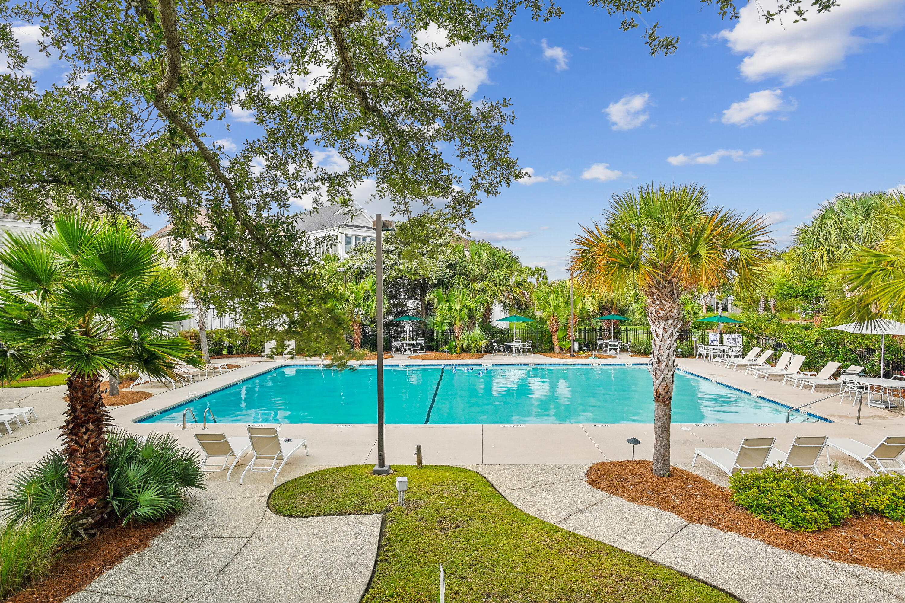 Mount Pleasant, South Carolina, 29464, United States, 4 Bedrooms Bedrooms, ,4 BathroomsBathrooms,Residential,For Sale,1826334