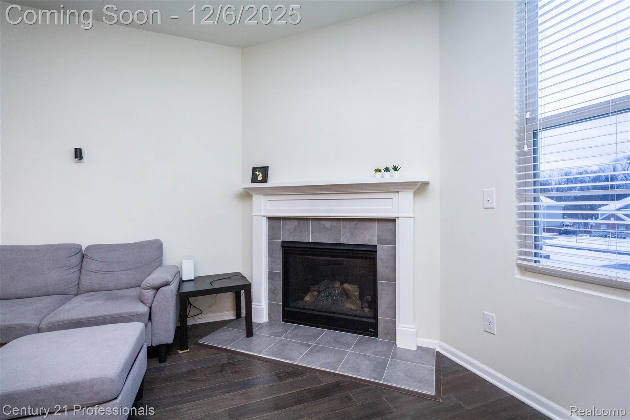 LakeOrion, Michigan, 48360, United States, 4 Bedrooms Bedrooms, ,3 BathroomsBathrooms,Residential,For Sale,2000120